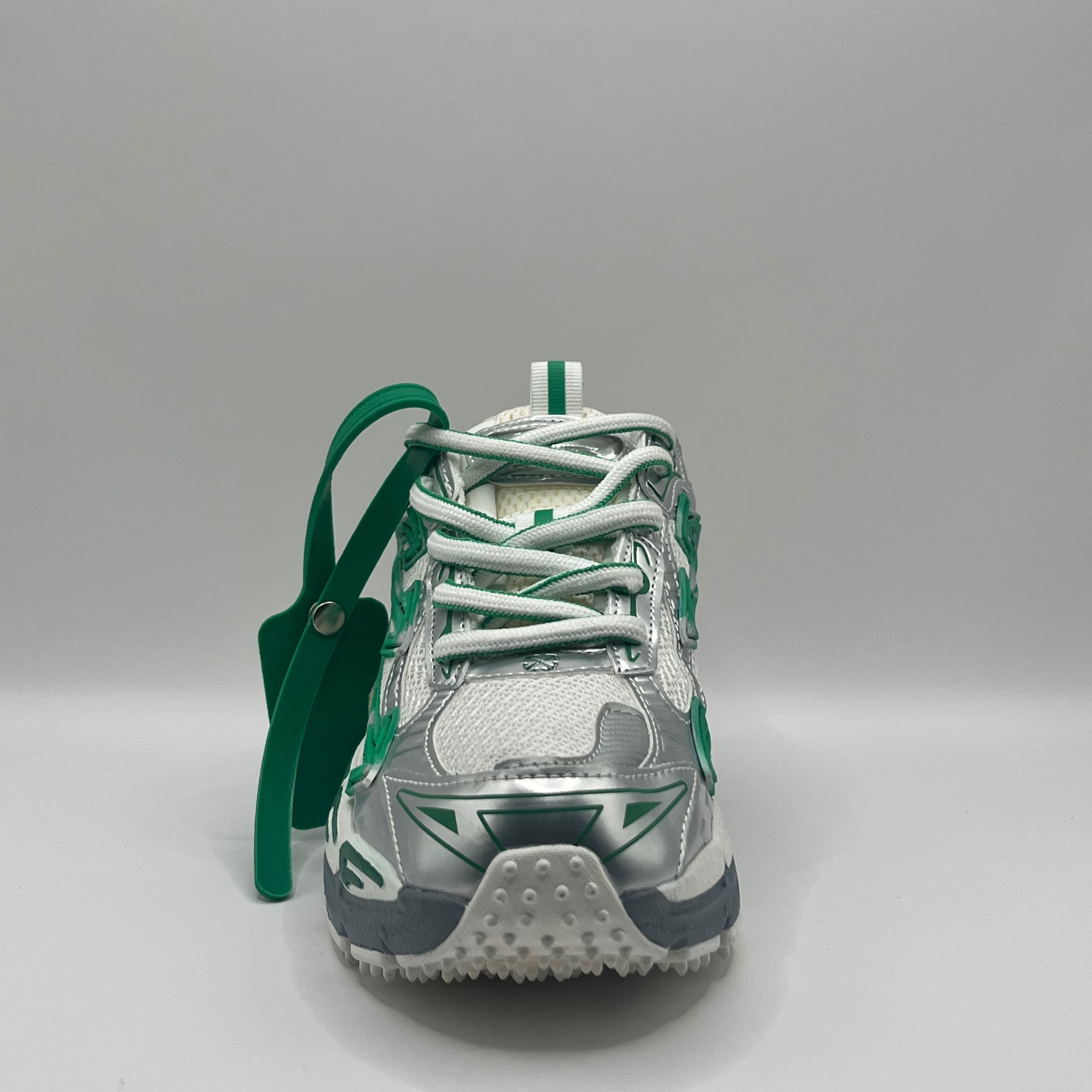 Off-White “Be Right Back”